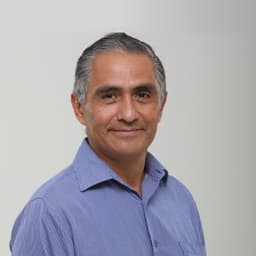 Gerardo Tapia headshot